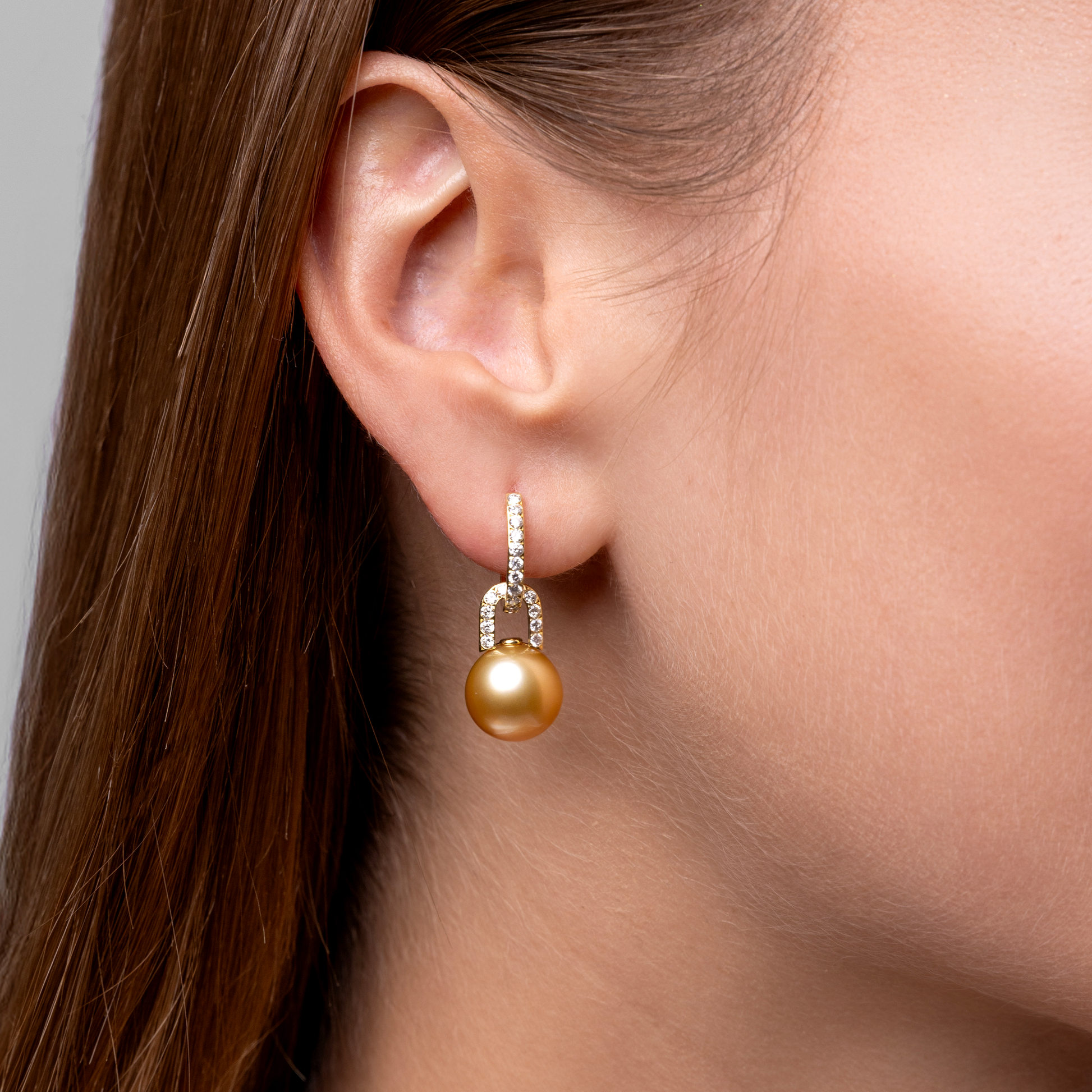 Golden Indonesian South Sea / Yellow Gold