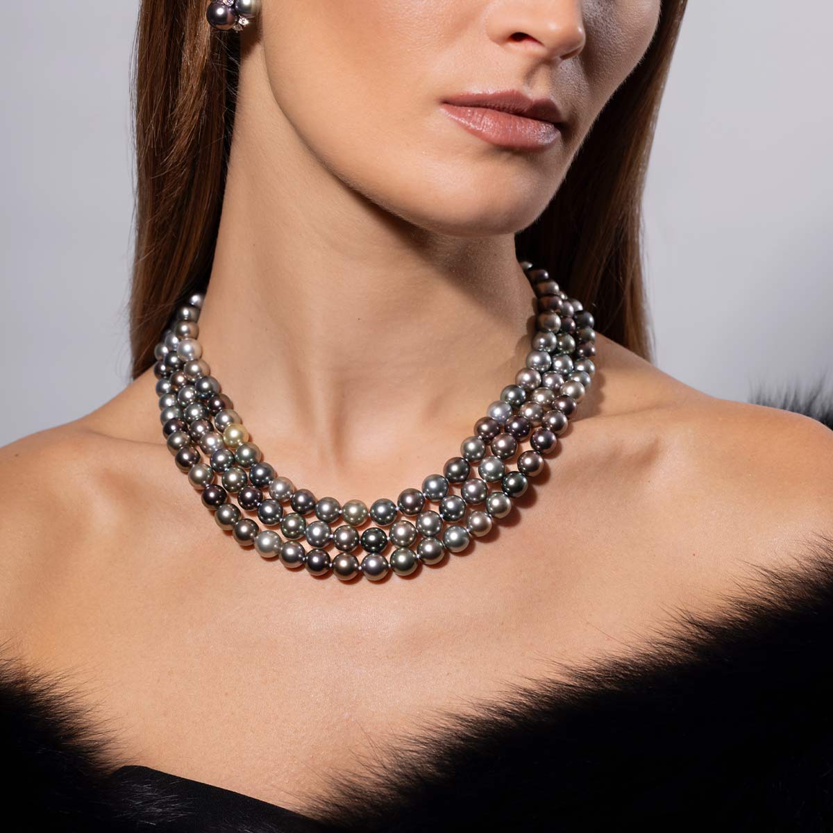 White Gold / Black Tahitian