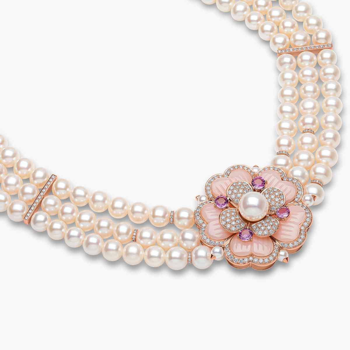 Rose Gold / White Freshwater