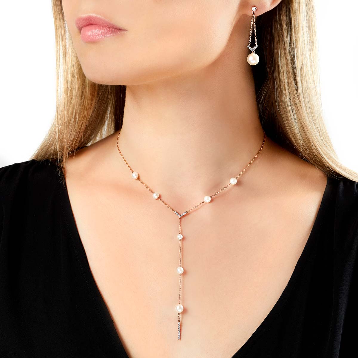Rose Gold / White Freshwater