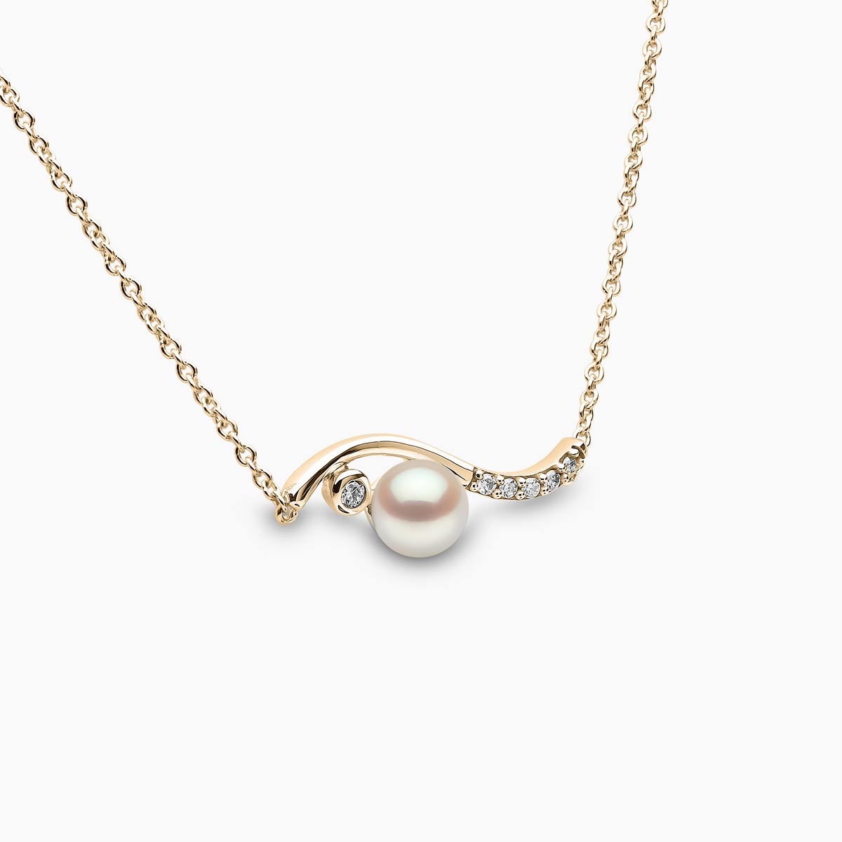 Yellow Gold / White Freshwater