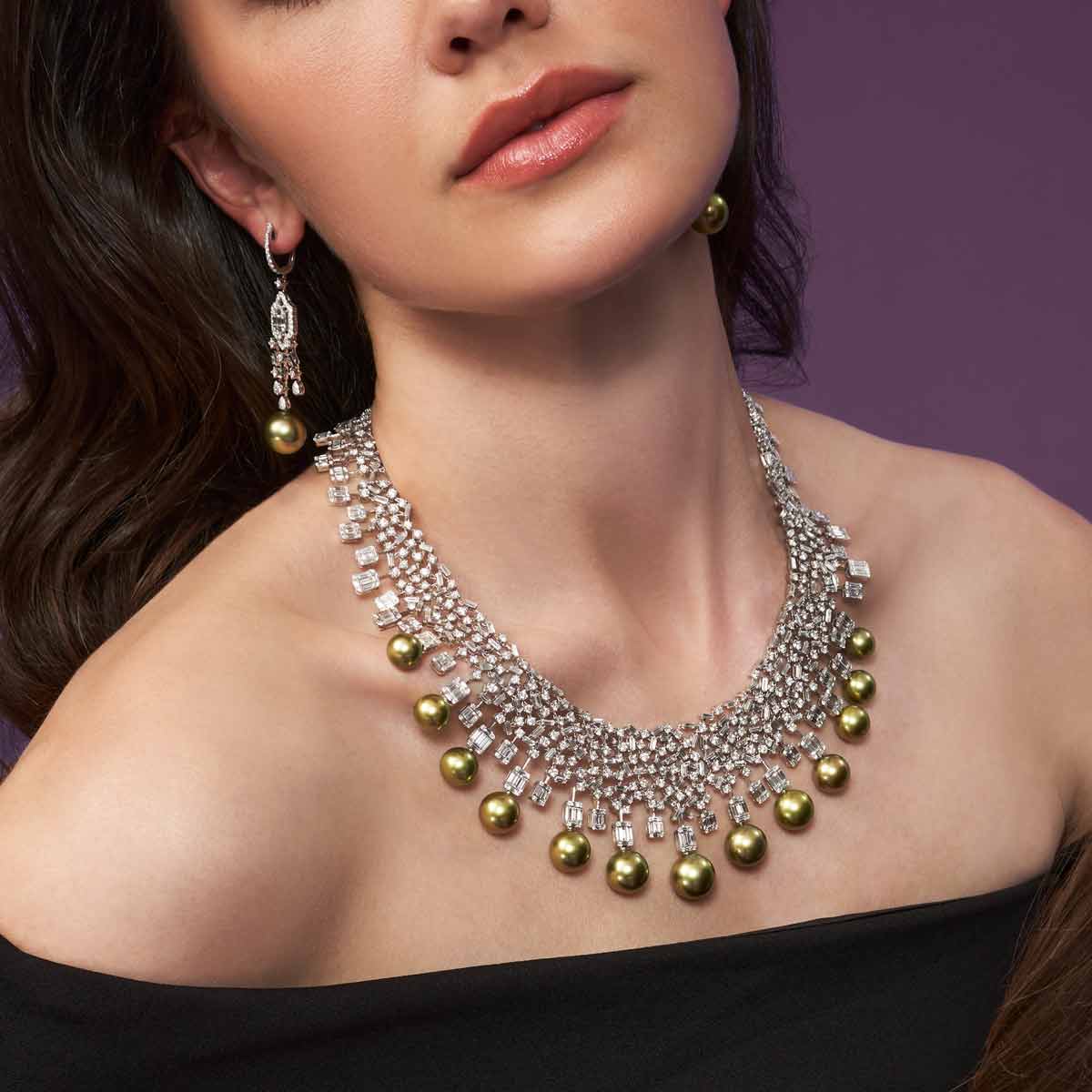 White Gold / Pistachio Tahitian