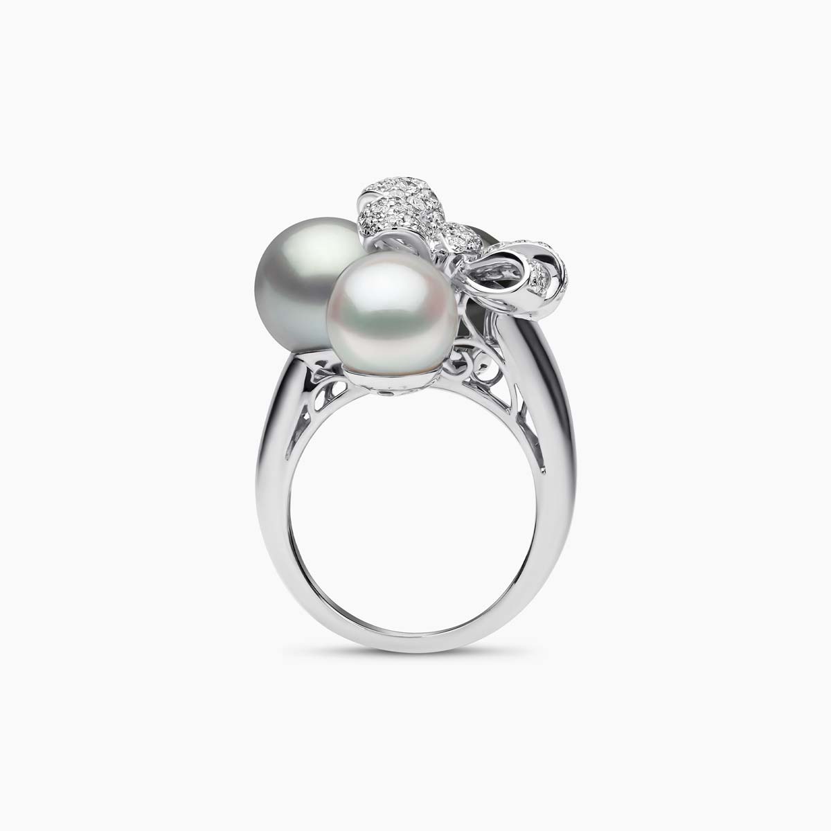 Contessa 18K Gold South Sea Pearl and Diamond Bow Motif Ring