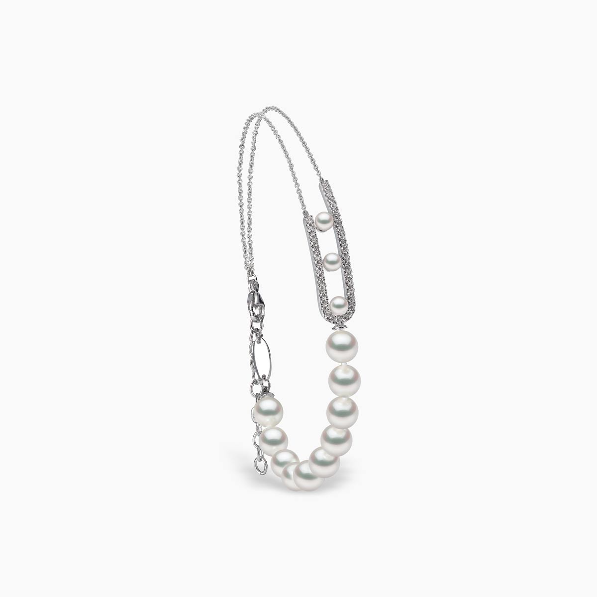 Sleek 18k White Gold and Akoya Pearl Motif Bracelet