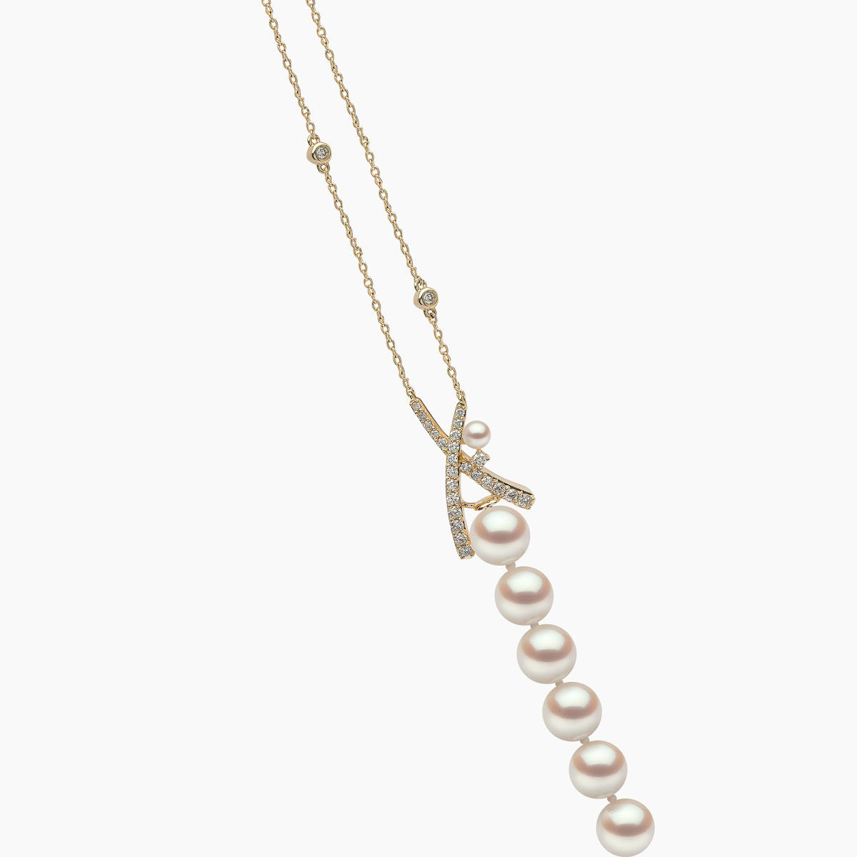 Yellow Gold / White Japanese Akoya