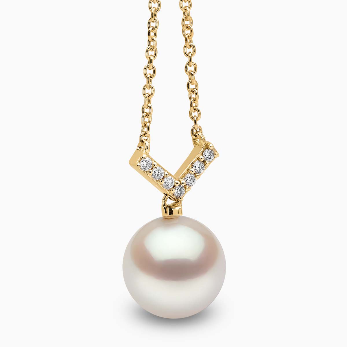 Yellow Gold / White Freshwater