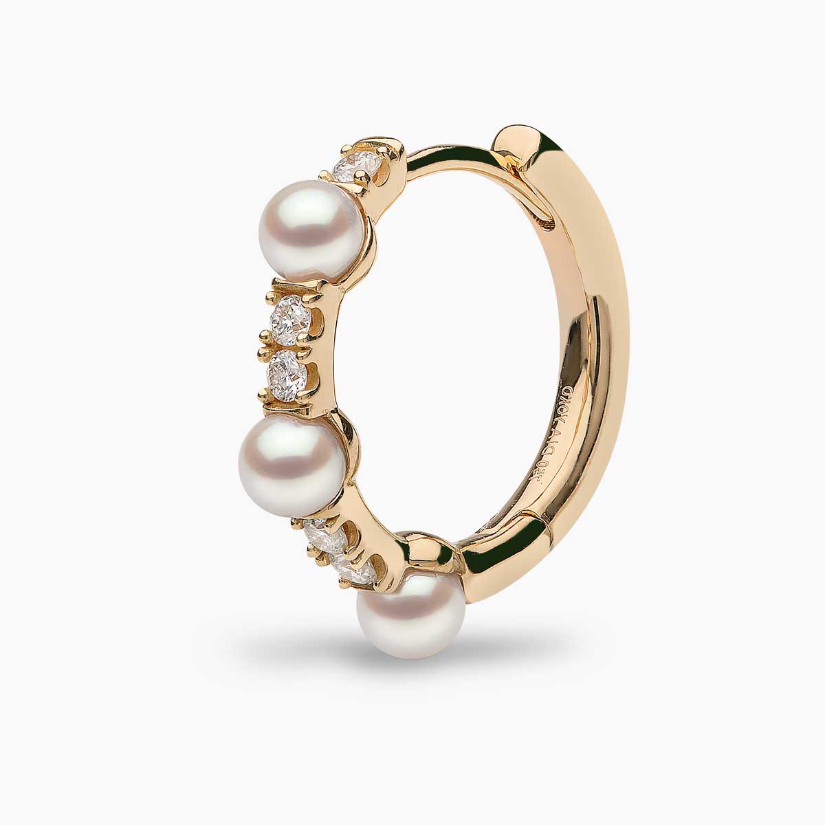 Yellow Gold / White Japanese Akoya