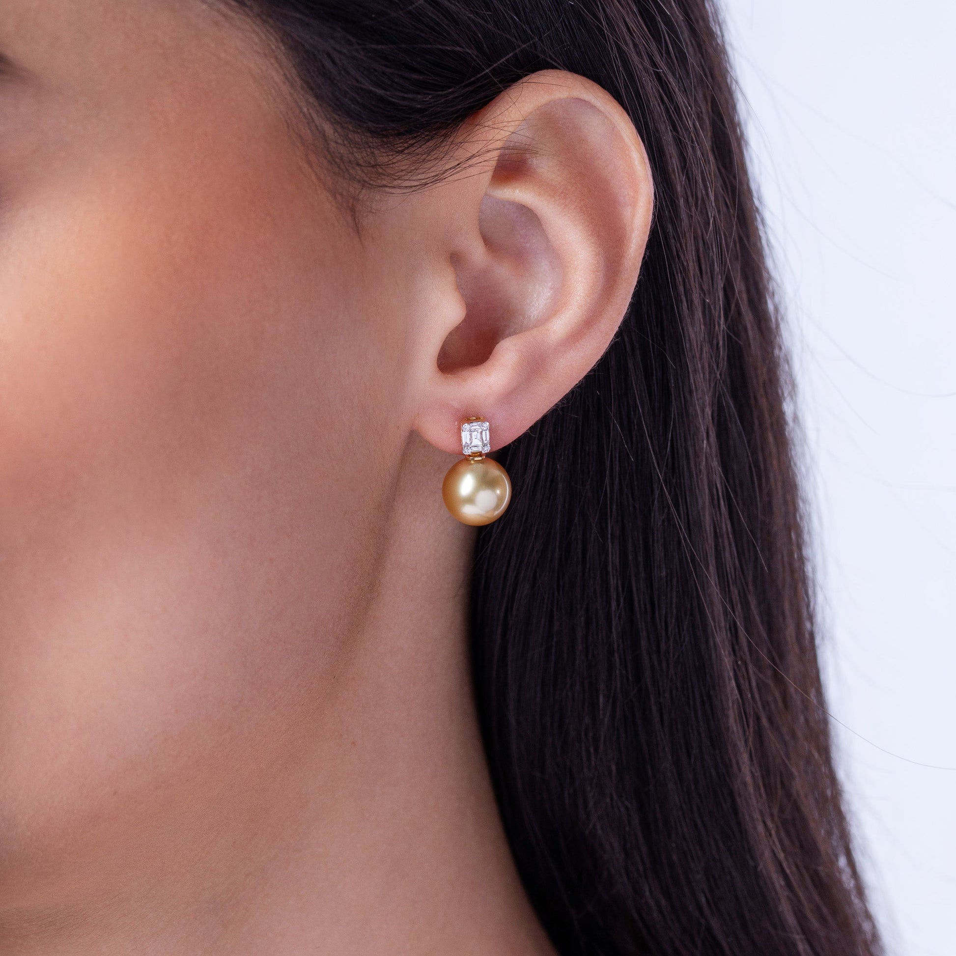 Yellow Gold / Golden Indonesian South Sea 