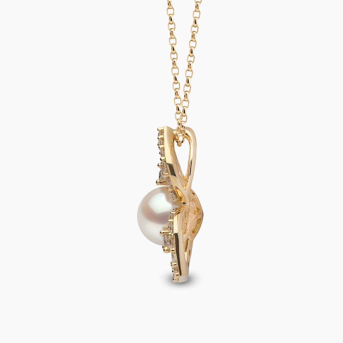 Yellow Gold / White Japanese Akoya