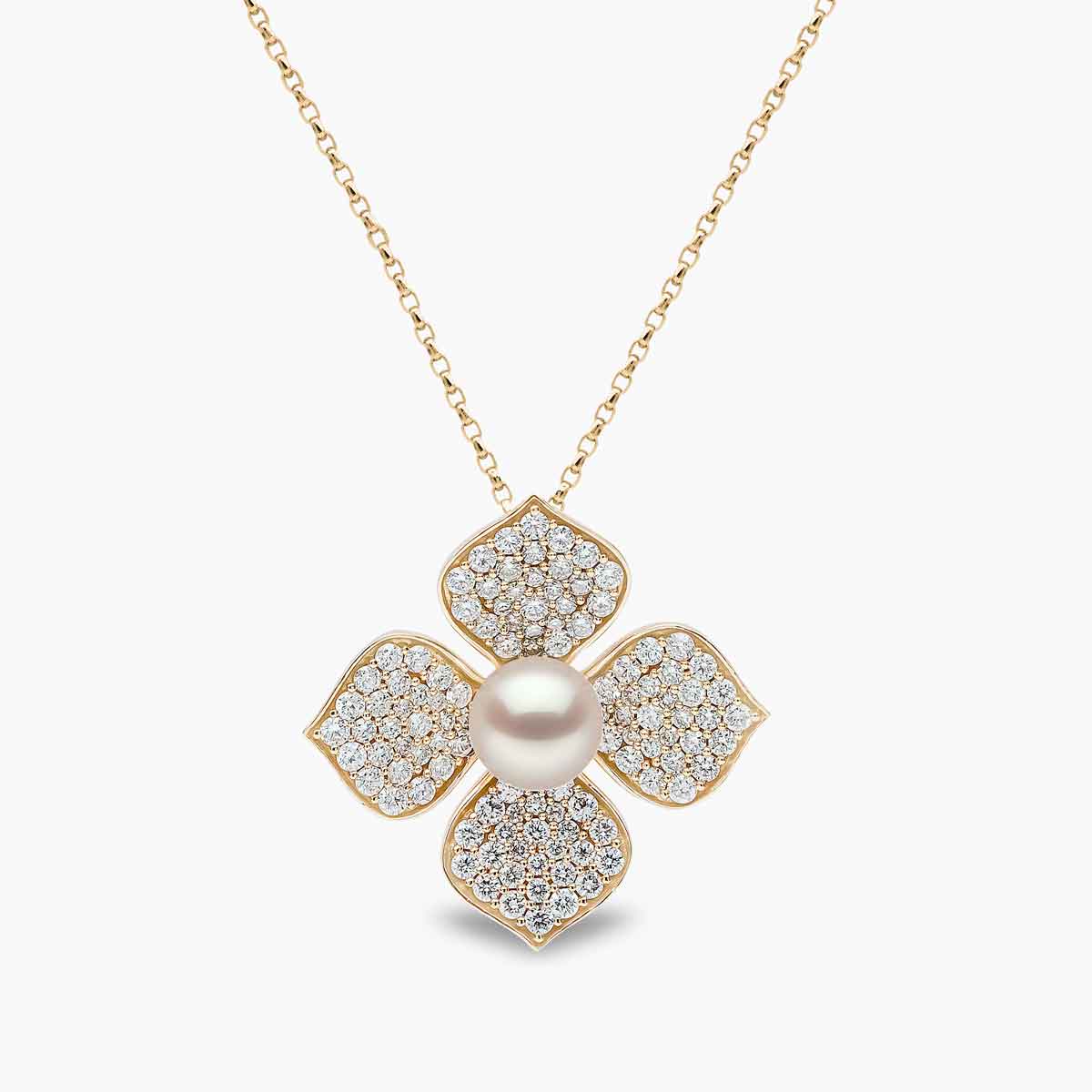 Yellow Gold / White Japanese Akoya