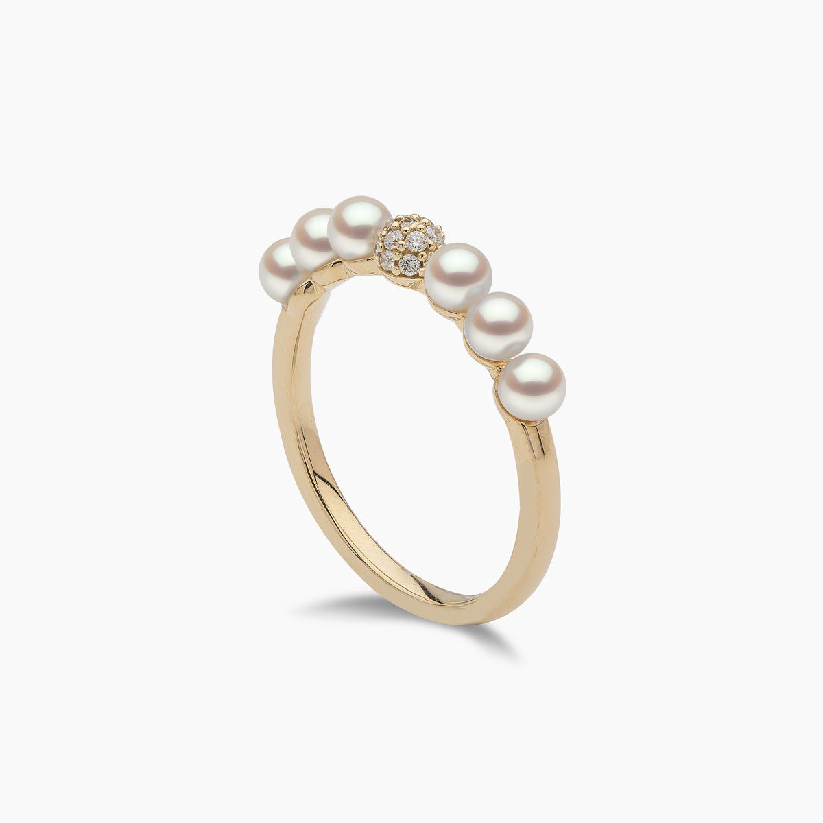 Yellow Gold / White Japanese Akoya
