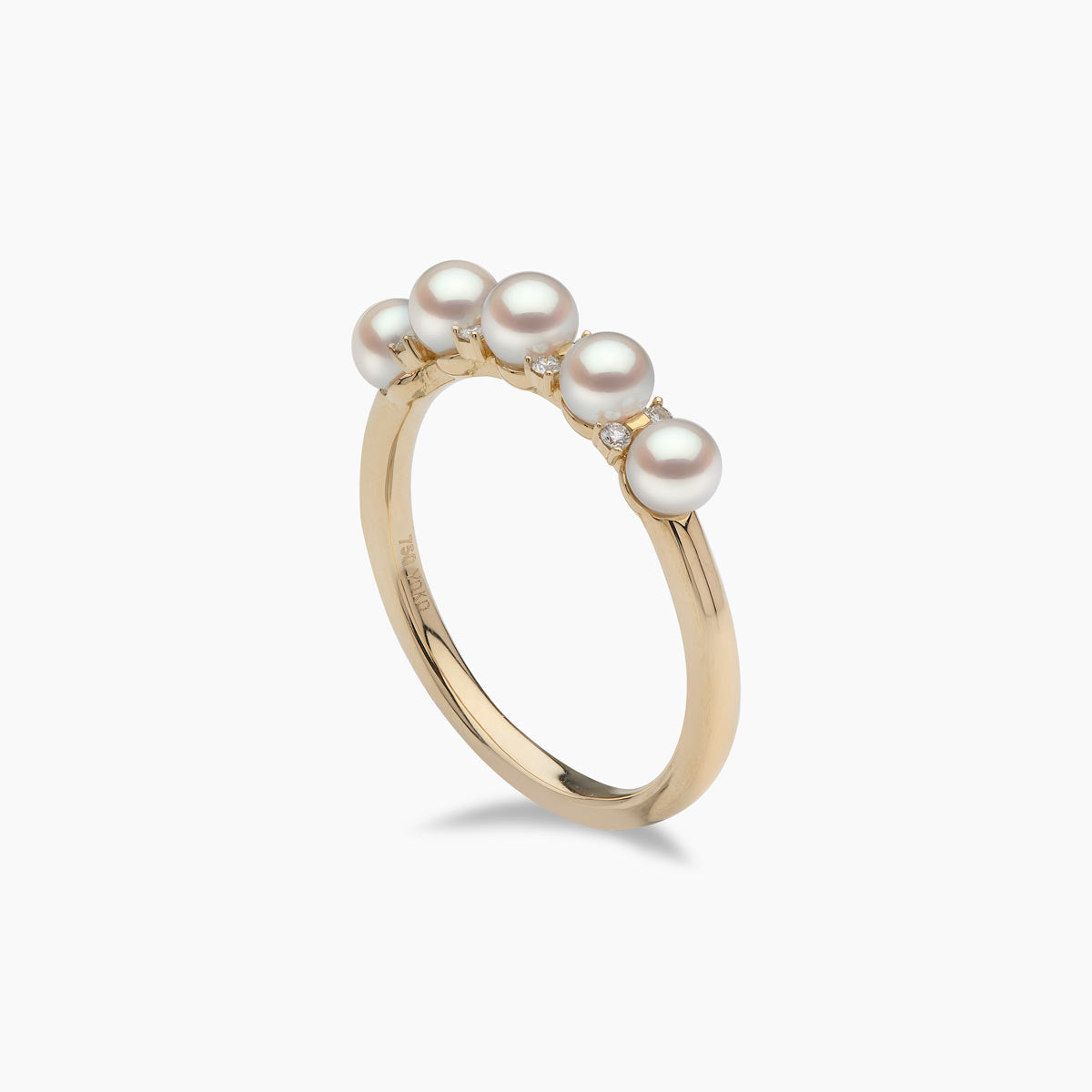 Yellow Gold / White Japanese Akoya