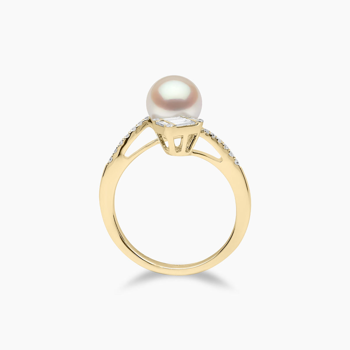 Yellow Gold / White Japanese Akoya