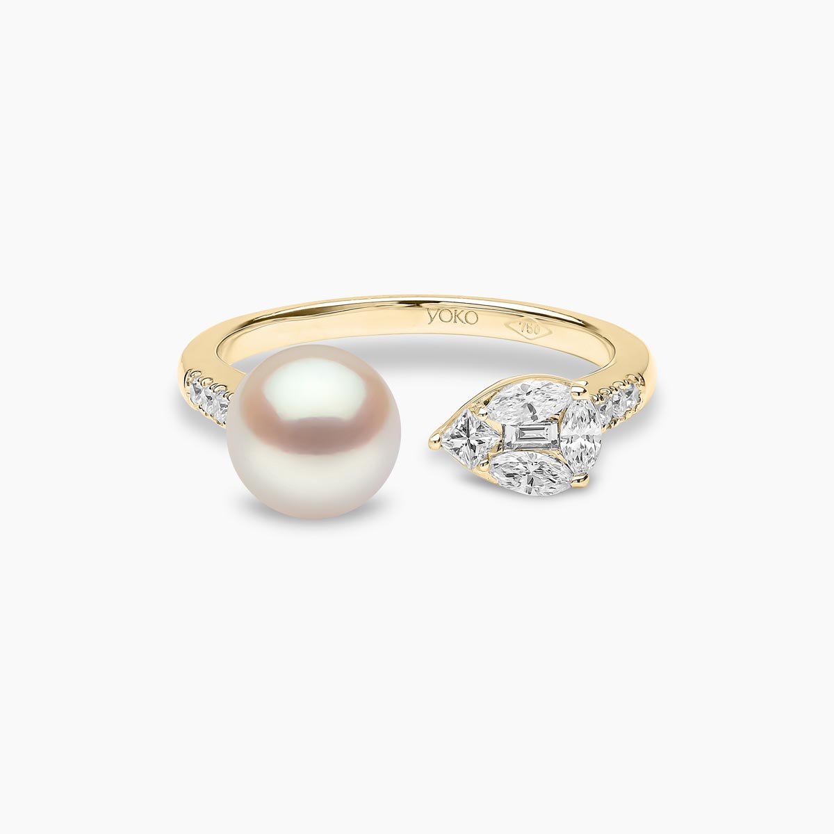 Yellow Gold / White Japanese Akoya