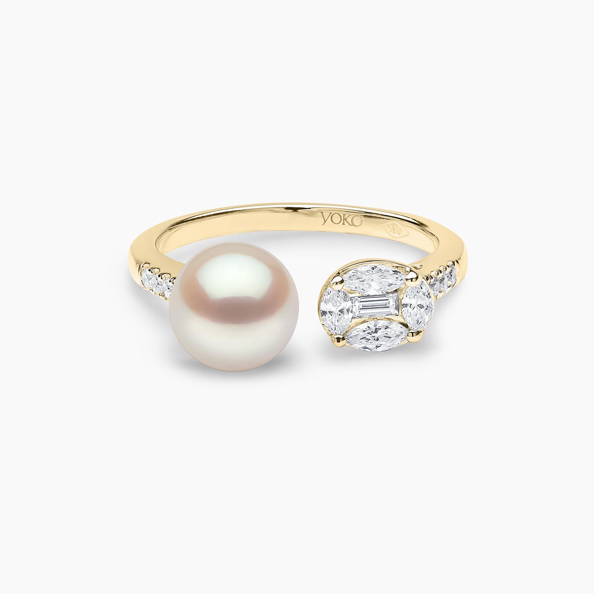 Yellow Gold / White Japanese Akoya