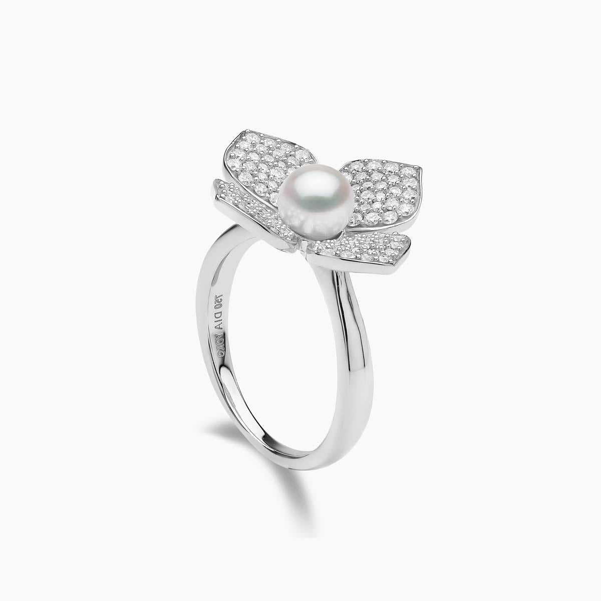 White Gold / White Japanese Akoya