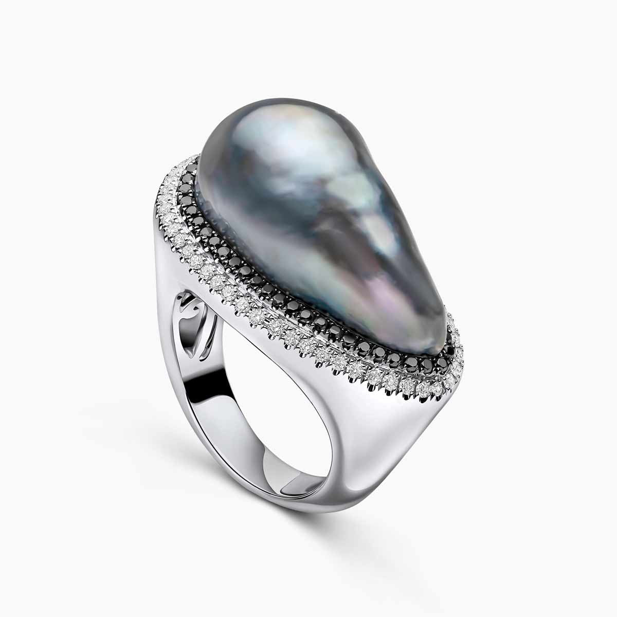 White Gold / Black Tahitian 