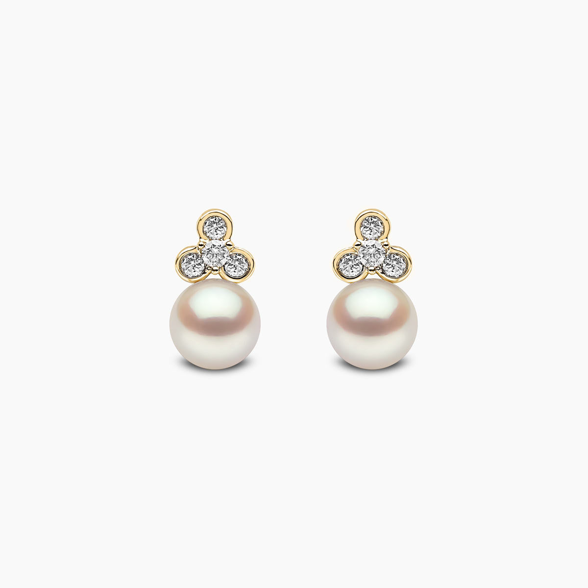 Yellow Gold / White Freshwater