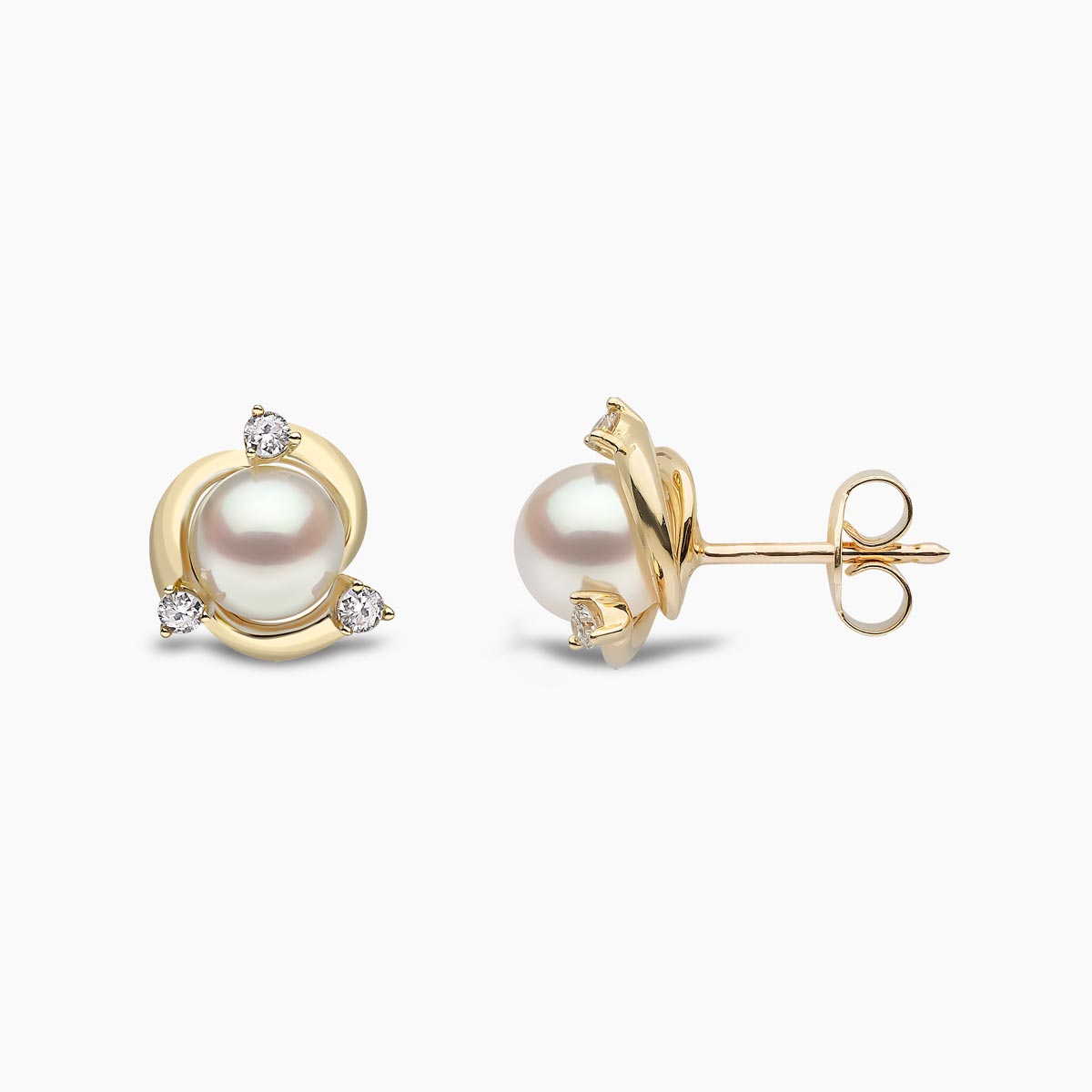 Yellow Gold / White Freshwater