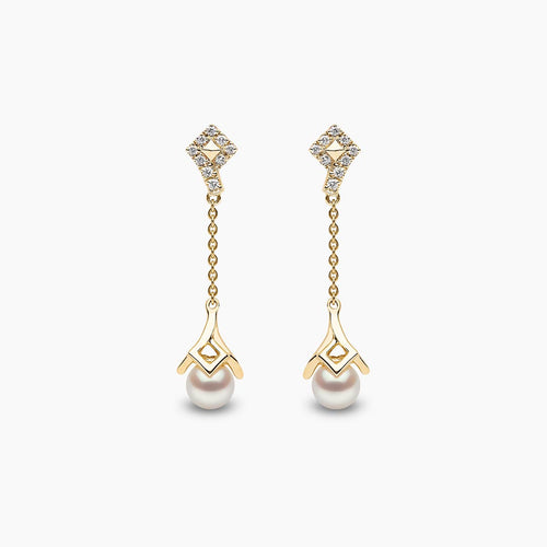 Yellow Gold / White Freshwater