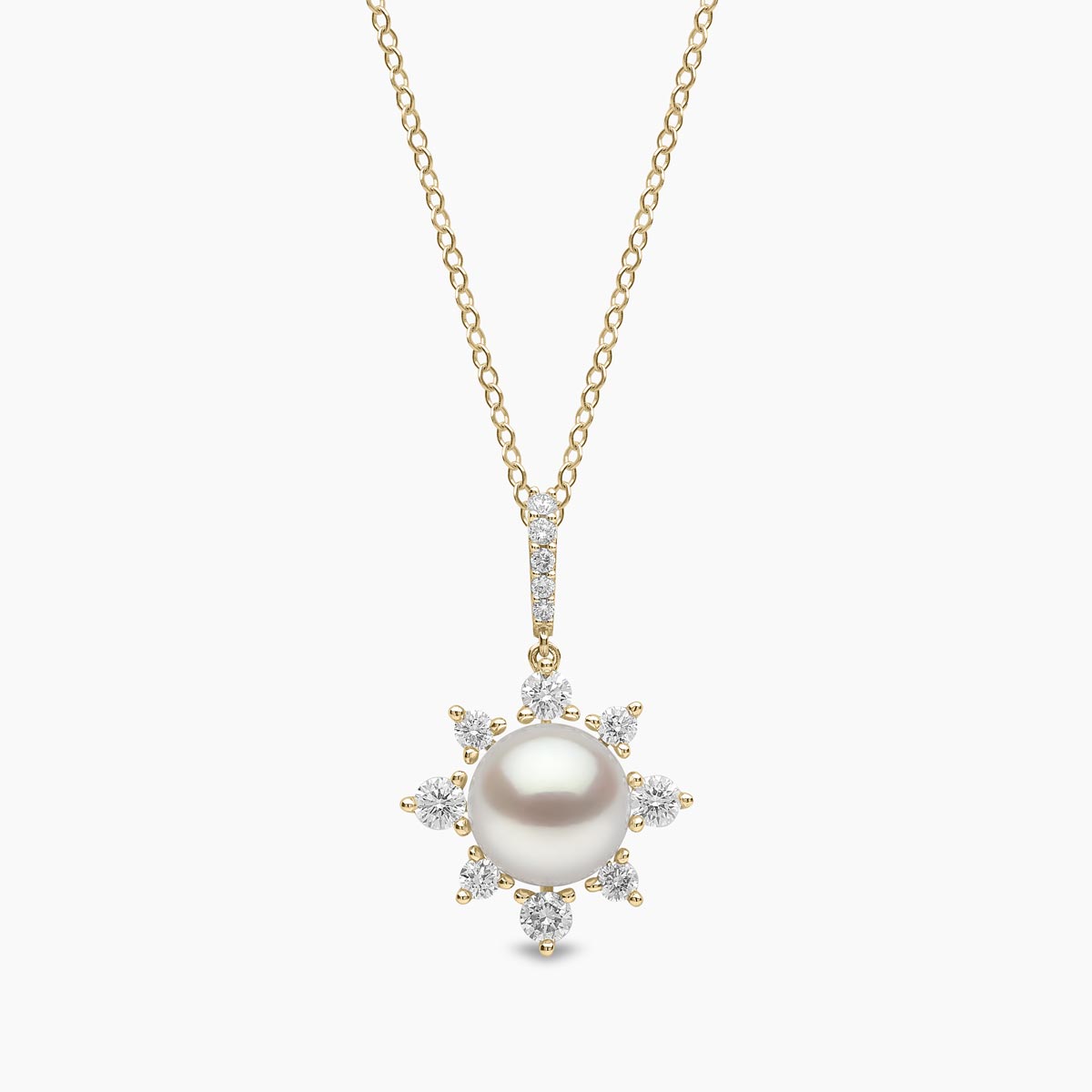 Trend 18K Gold Freshwater Pearl and Diamond Star Pendant