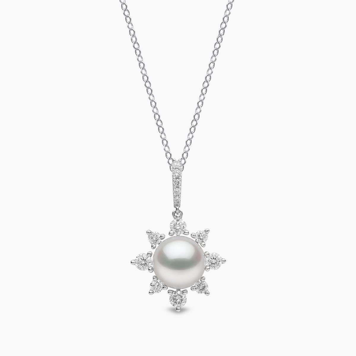 Trend 18K Gold Freshwater Pearl and Diamond Star Pendant