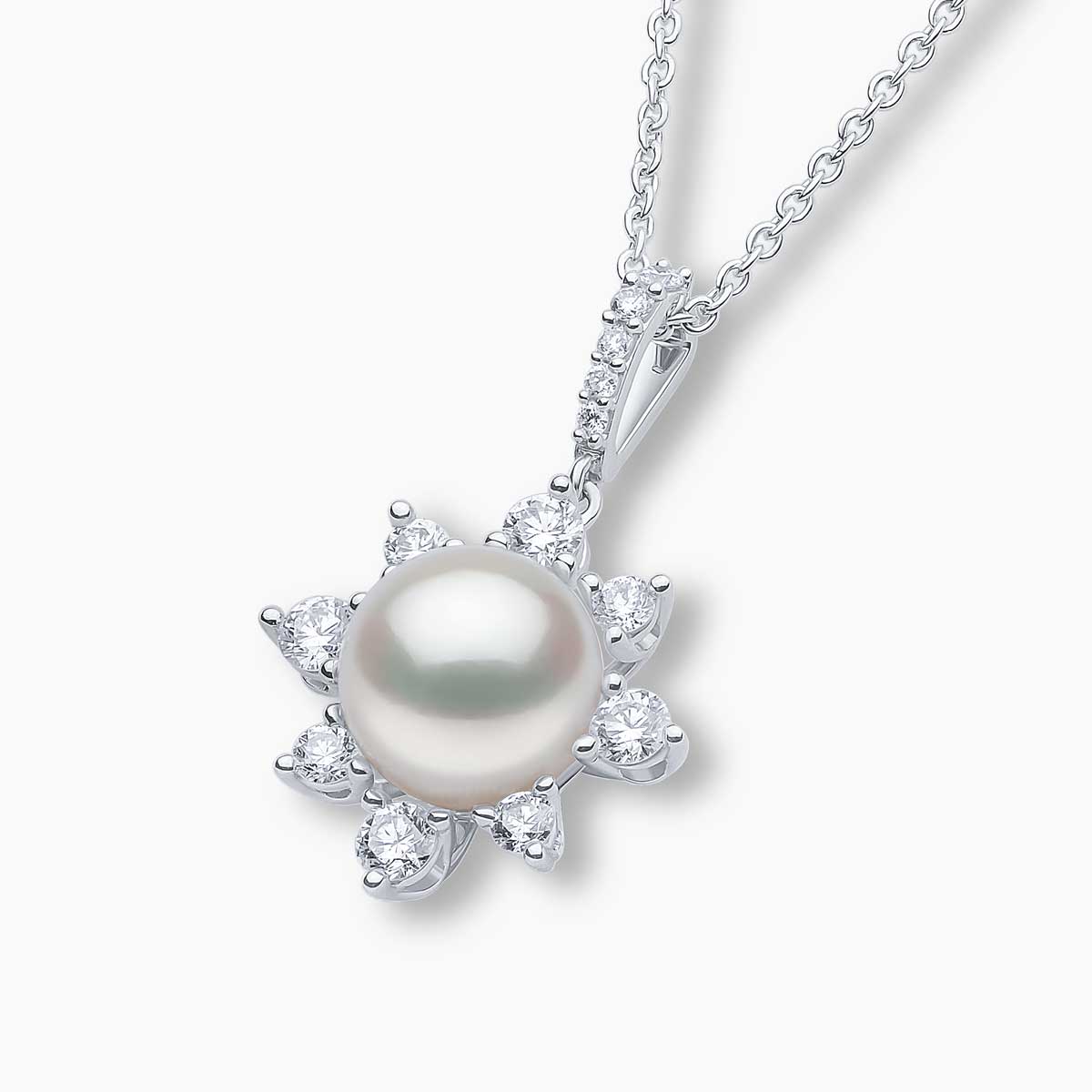 Trend 18K Gold Freshwater Pearl and Diamond Star Pendant
