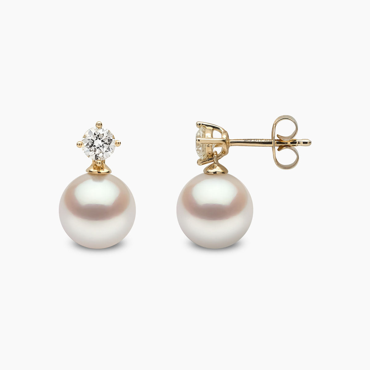 Yellow Gold / White Japanese Akoya