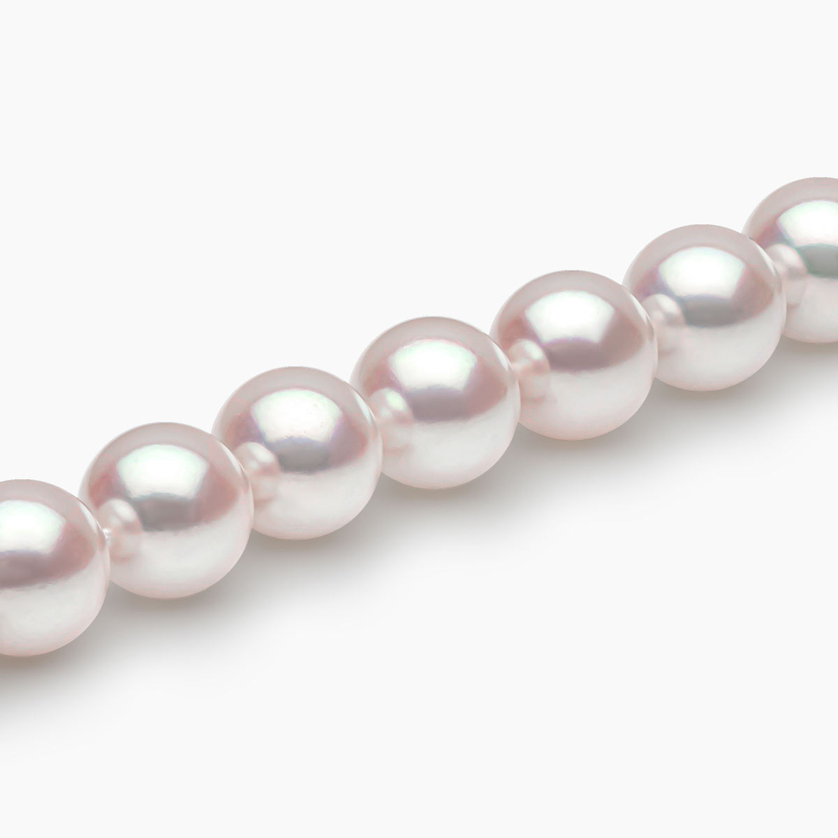 White Gold / White Japanese Akoya / 8mm