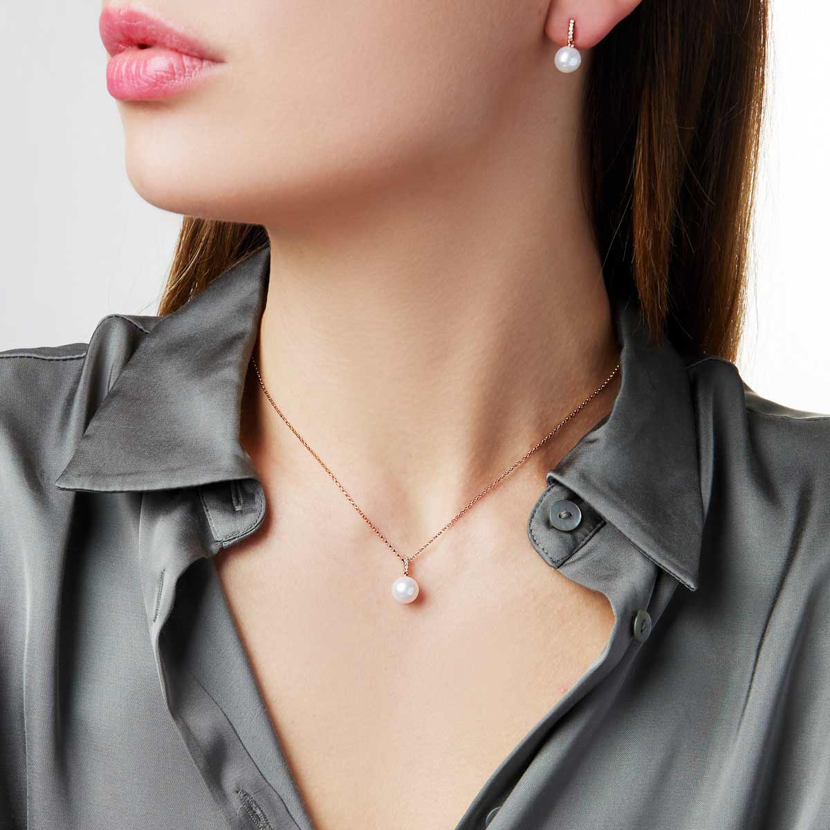 Rose Gold / White Freshwater